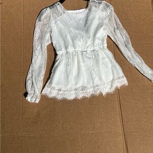 Women’s Lacey White long sleeve with tye front small